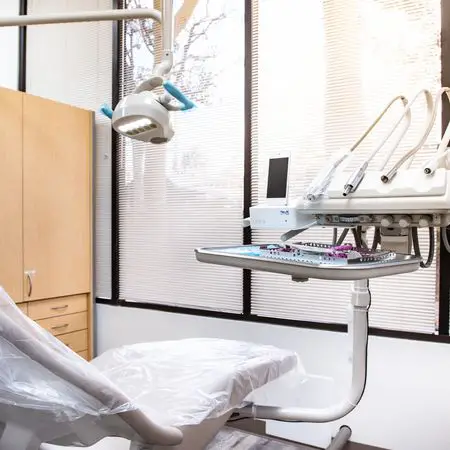 Dental Clinic Near Me Vista